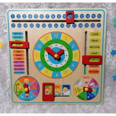 Ephéméride enfant en bois