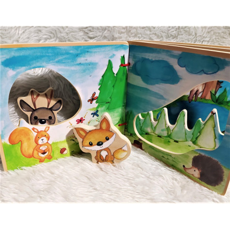 Livre en bois - "Bébé de 12 mois découvre la forêt"
