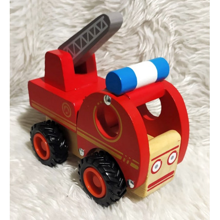 Camion de pompiers en bois